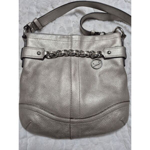 Women's Coach Silver Pebbled Leather Crossbody Bag Silver Hardware Pink Lining